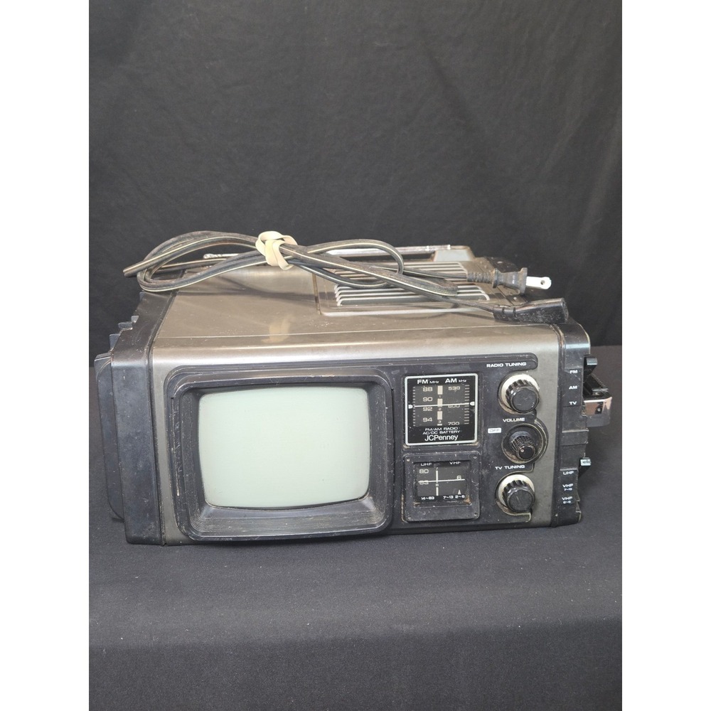 Vintage JCPenney Solid State‎ TV AM FM Radio Portable 685-1007 July 1979 Tested